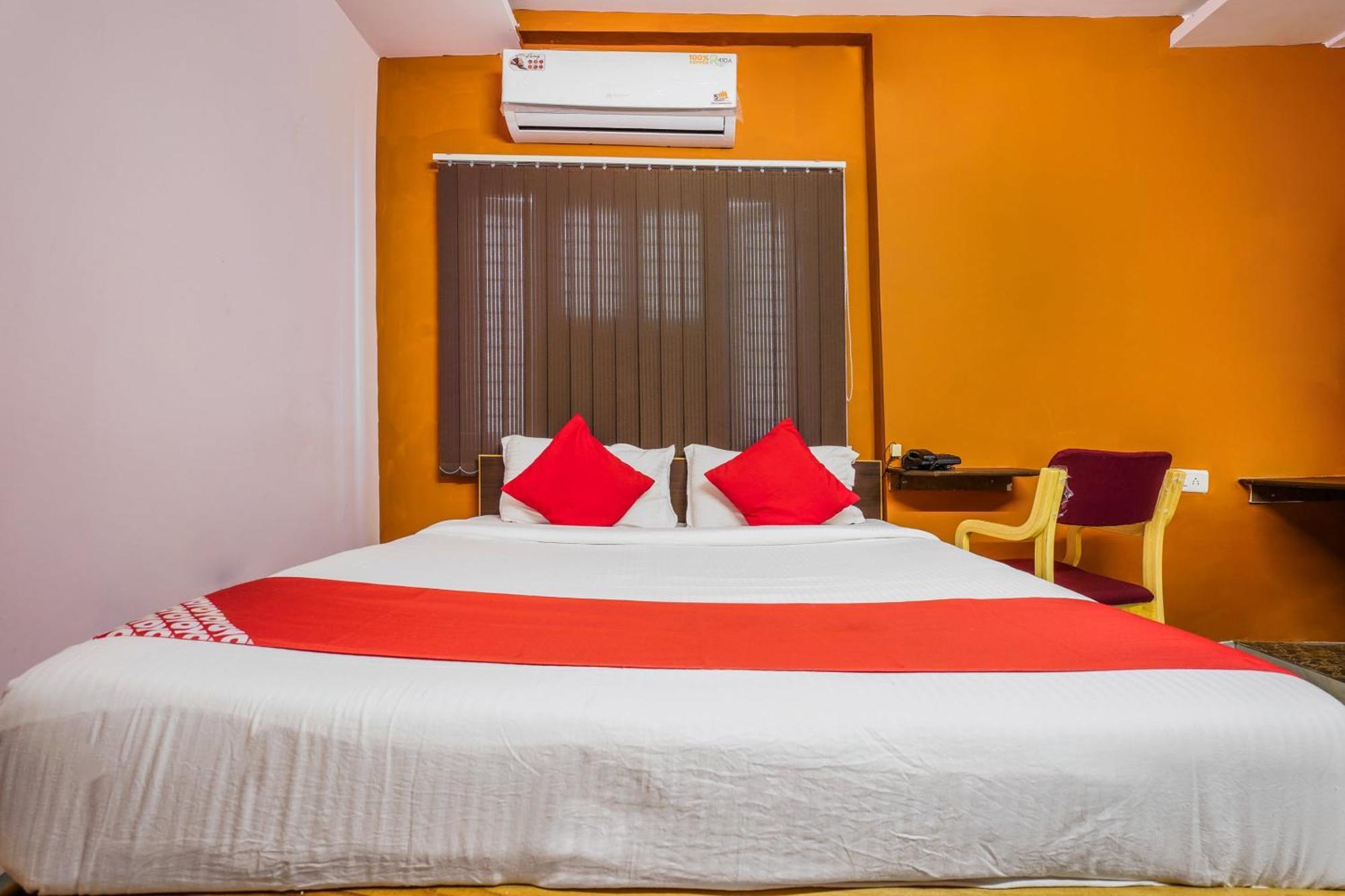 Hotel O Mint Leaves Near Alcazar Mall Hyderabad Esterno foto